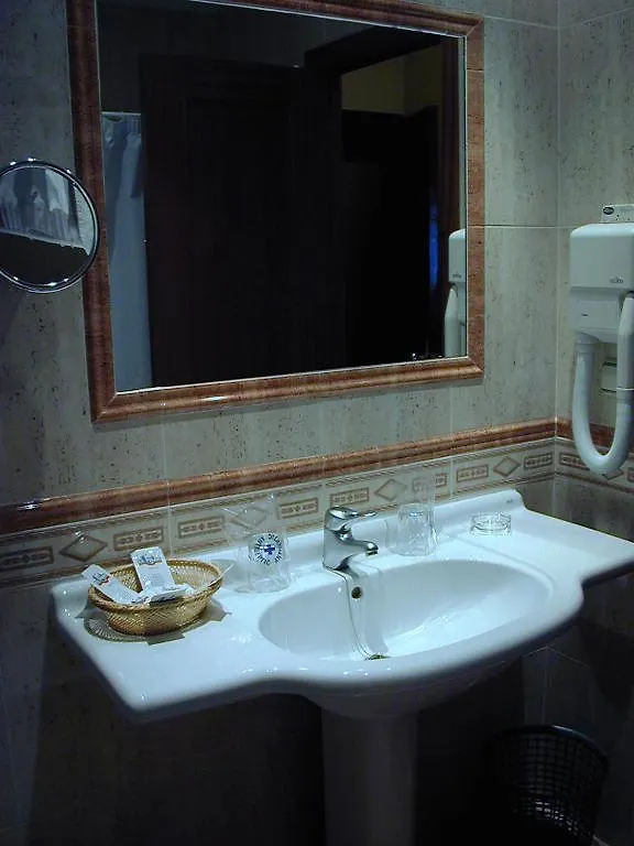 El Pilar Hotel La Carlota