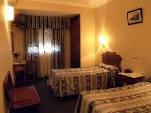 El Pilar Hotell La Carlota