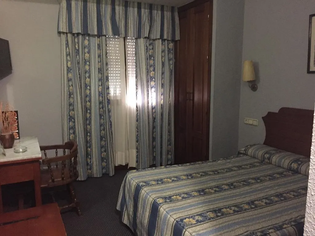 El Pilar Hotell La Carlota 3*,  Spanien